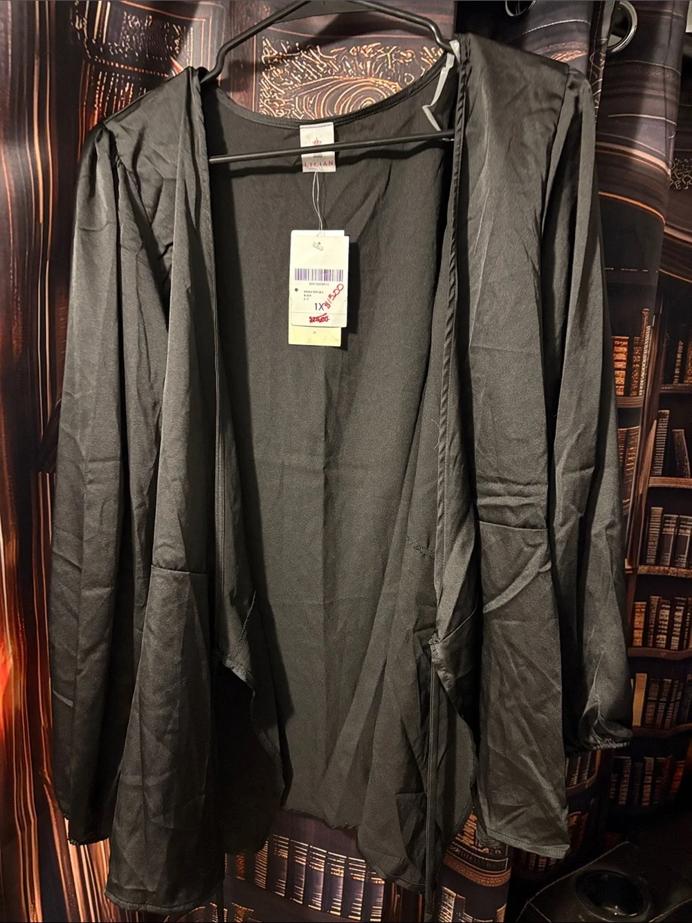 Forever 21 Black Open-Front Lightweight blouse